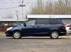 大理旅游包车-别克商务